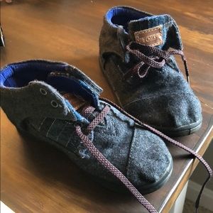 Toms - kids lace up boys